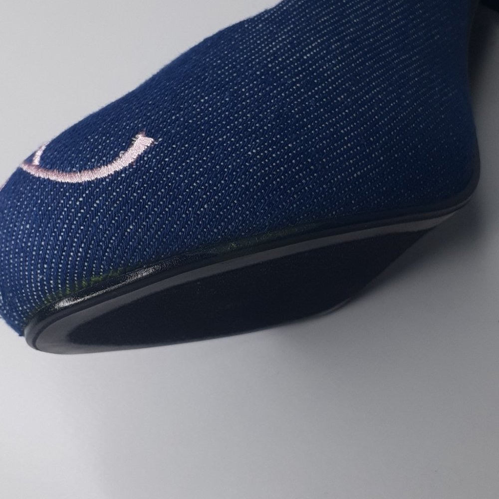 New Embroidered heel - Picture 10 of 10
